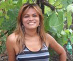 Date this nice looking Brazil girl Angelafepar from Paraiso Do Tocantins BR1800