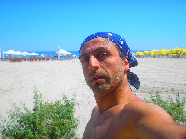 Date this stunning Belgium man Ibiza755skype from Genk BE30