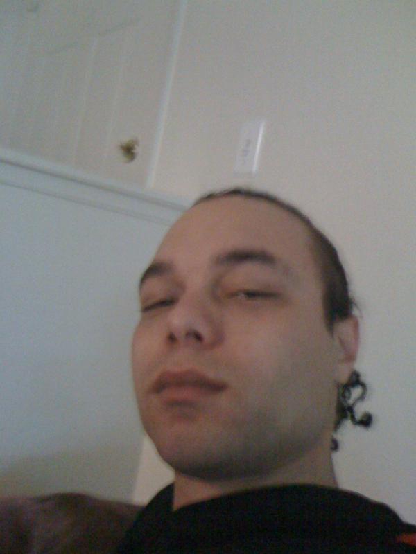 Date this nice looking United States man LBomb1 from Bothell US4372
