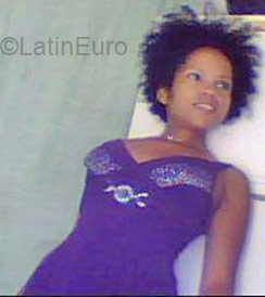 Date this good-looking Dominican Republic girl Ana from Santo Domingo DO2098