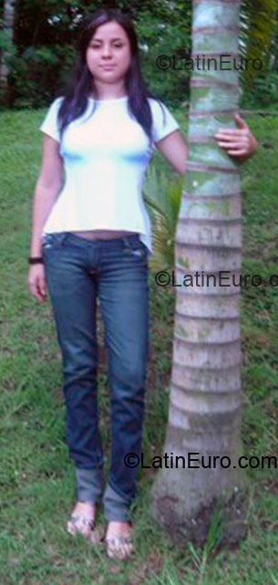 Date this tall Colombia girl Katherine Maria from Cali CO1816