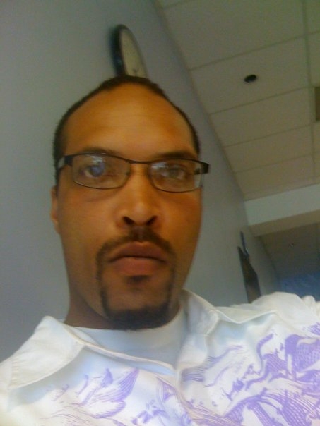 Date this hard body United States man Flyqqah from Lanesboro US4550
