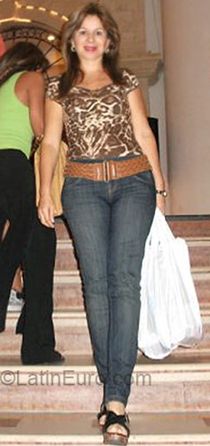 Date this exotic Colombia girl Maria Victoria from Cartagena CO1823