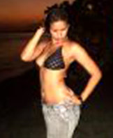 Date this pretty Dominican Republic girl Idalia from Santo Domingo DO2199