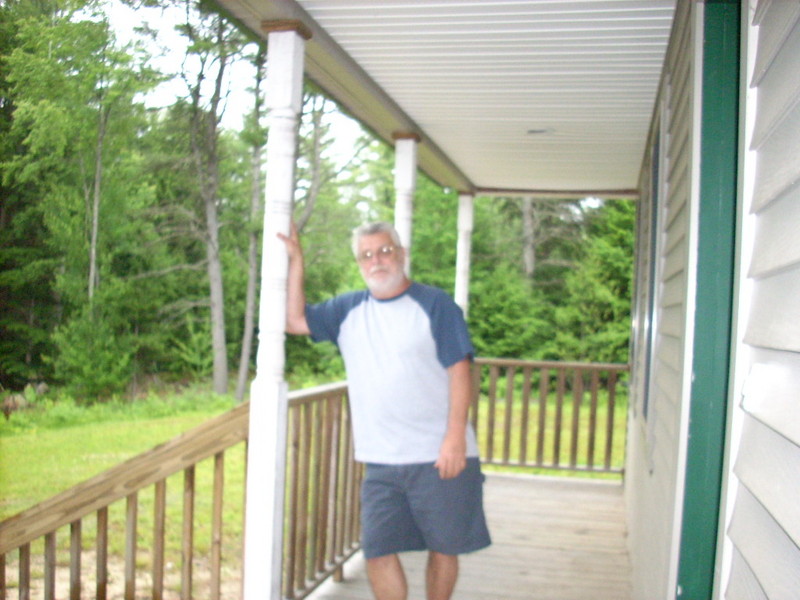 Date this tall United States man Conbme from Toyalston US4594