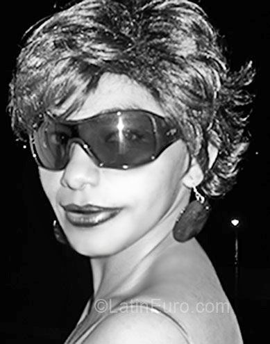 Date this voluptuous Brazil girl Dani from Porto Alegre BR1932