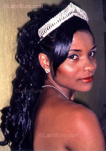 Date this georgeous Brazil girl Elisangela from Rio De Janeiro BR1933