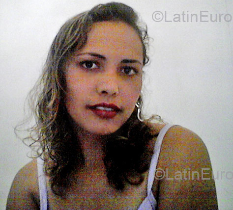 Date this athletic Brazil girl Fernanda from Sao Paulo BR1939