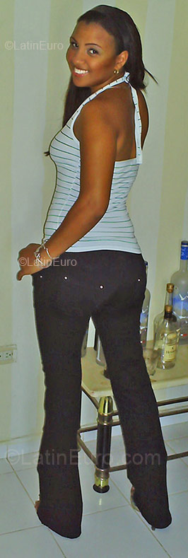 Date this lovely Dominican Republic girl Jenny from Santiago DO2260