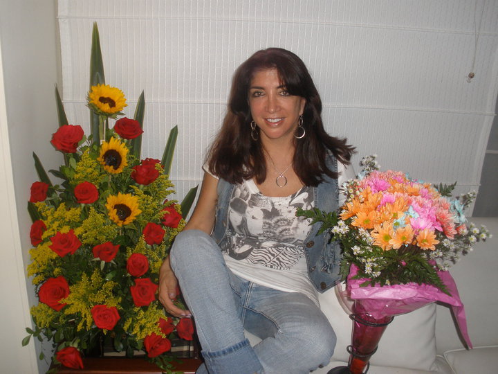 Date this fun Colombia girl Amparo from Bogota CO1951