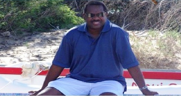 Date this happy United States man Ceovision from Los Angeles US4889