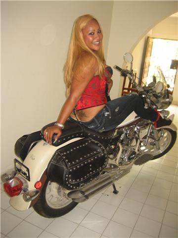 Date this pretty Dominican Republic girl Pamela from San Pedro De Macoris DO2450