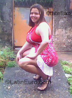 Date this pretty Brazil girl Suellen from Rio De Janeiro BR2087