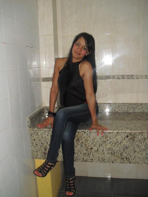 Date this hard body Dominican Republic girl Angienep01hotma from Santiago DO2599