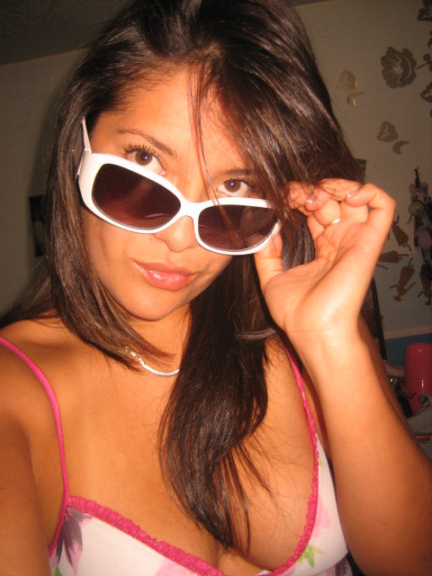 Date this good-looking Colombia girl Mmmmmm from Bogota CO2360