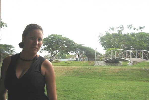 Date this funny Colombia girl Piel from Santa Marta CO2443
