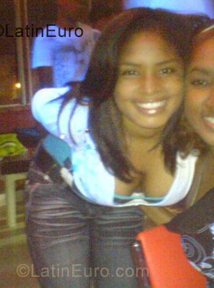 Date this exotic Dominican Republic girl Mery from Santo Domingo DO3020