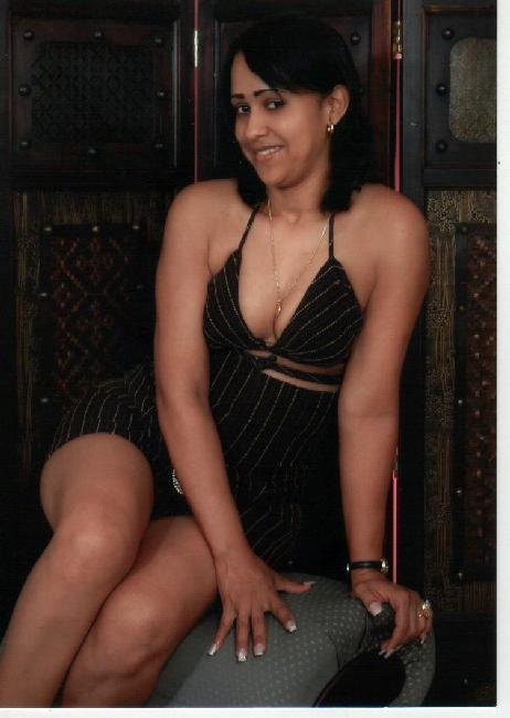 Date this gorgeous Dominican Republic girl Ivelisse from Santo Domingo DO3104