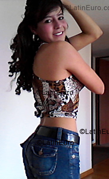 Date this fun Colombia girl Luciana from Bogota CO2874
