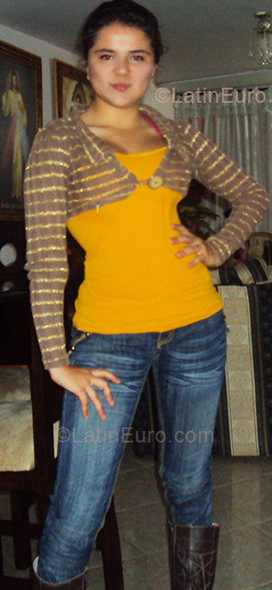 Date this hot Colombia girl Diana Marcela from Medellin CO2875
