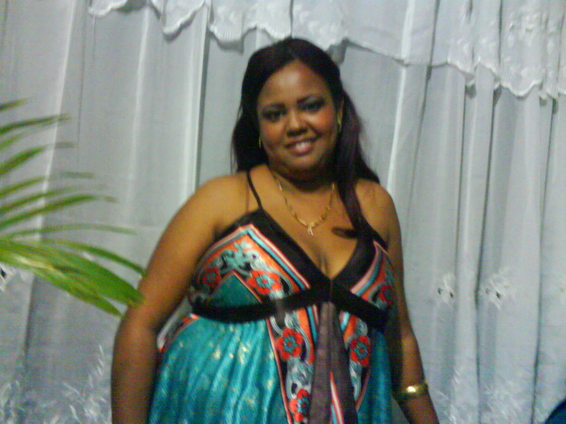 Date this sultry Dominican Republic girl Idelma from Santiago DO3349