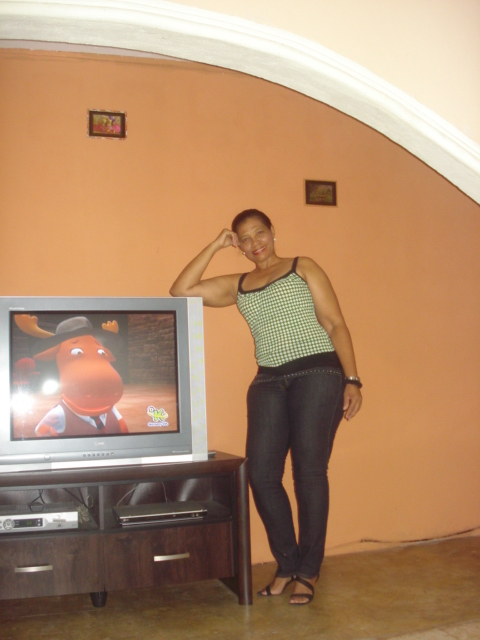 Date this voluptuous Dominican Republic girl Zasha from Dominican Republic DO3422