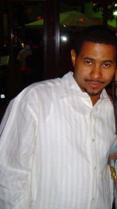 Date this cute United States man Ehalljr32 from Miami US5451