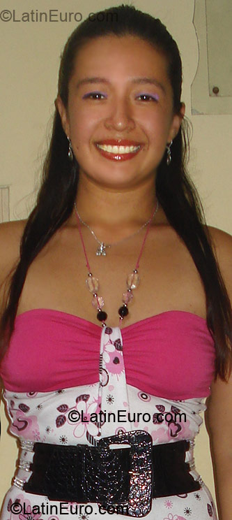 Date this georgeous Colombia girl Andrea from Cali CO3024