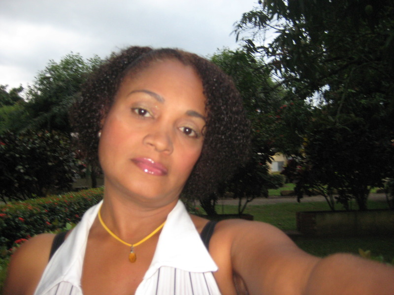 Date this athletic Dominican Republic girl Rosalinda from Bonao DO3471