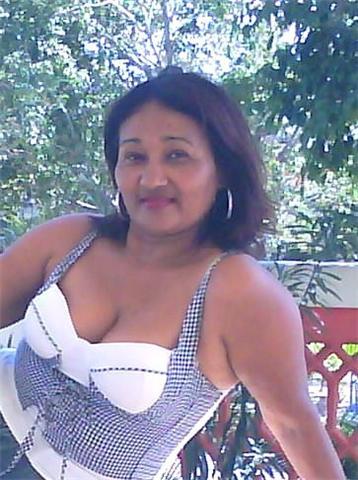 Date this cute Dominican Republic girl Ruby.2607 from La Romana DO3544