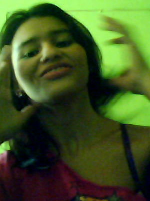 Date this hot Colombia girl Yinaaldana from Monteria CO3225
