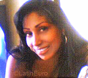 Date this charming Colombia girl Thaly from cartagena CO3233