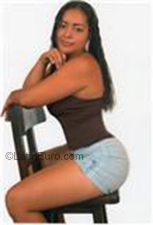 Date this hard body Colombia girl Colombianita from Cali CO3400