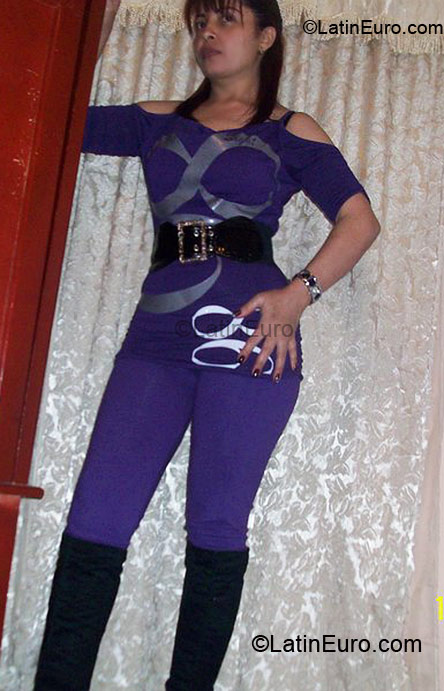 Date this lovely Colombia girl Maria from Bogota CO3437