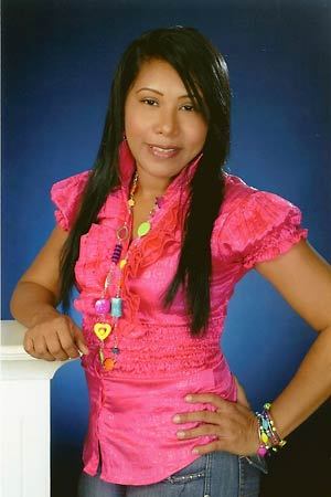Date this georgeous Colombia girl Meldanna from cartagena CO3474