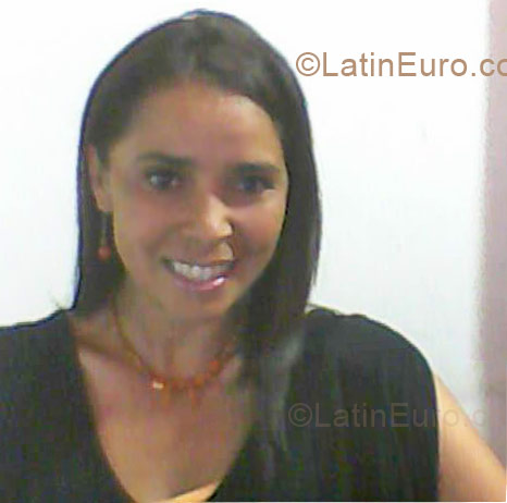 Date this passionate Colombia girl DERELI from Bogota CO3498