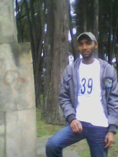 Date this happy Colombia man Triguenosexy from Bogota CO3505