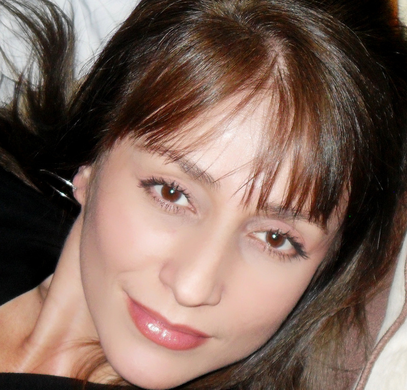 Date this georgeous Colombia girl Esmeralda1968 from Pereira CO3622