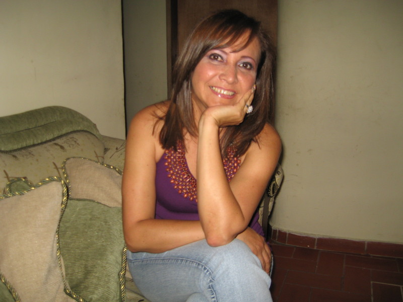 Date this hard body Colombia girl MARTHA ELENA from Cali CO3680