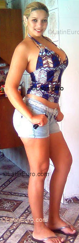 Date this happy Brazil girl Simony from Praia Grande BR5126