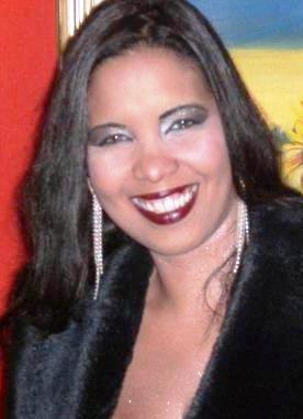 Date this hot Dominican Republic girl Deborah from Santo Domingo DO4001