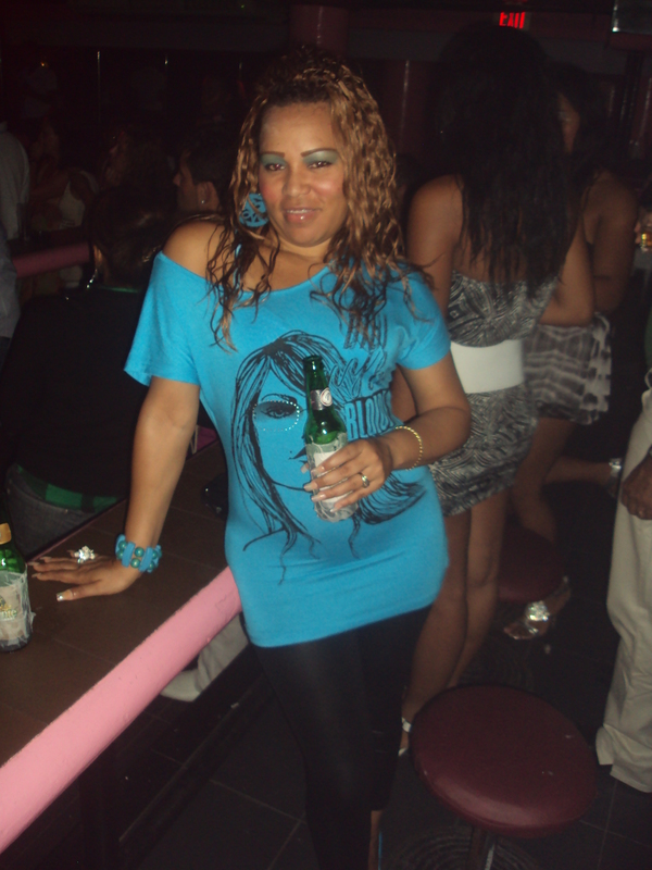Date this exotic Dominican Republic girl Johanna migueli from La Romana DO4004