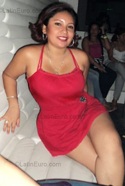 Date this georgeous Colombia girl Marcela ramirez from Barranquilla CO3870