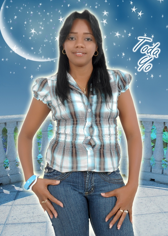 Date this voluptuous Dominican Republic girl Jacquelin e from San Pedro De Macoris DO4039