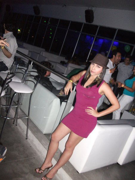 Date this tall Colombia girl Angela julieth from Bucaramanga CO3877