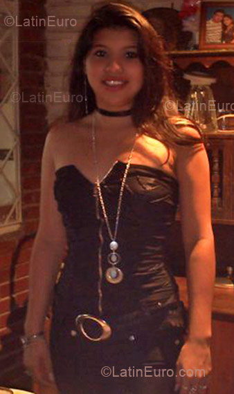 Date this stunning Colombia girl Yasoda harker from Ibague CO3897