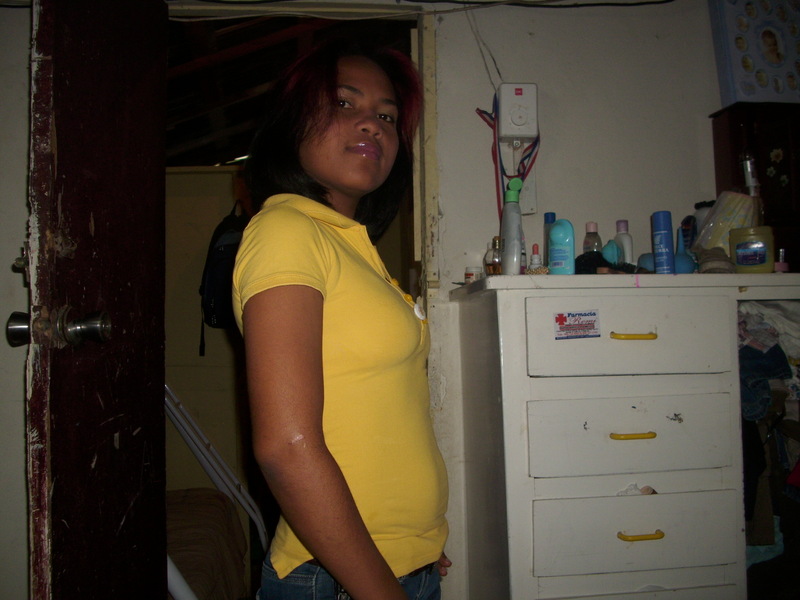 Date this hard body Dominican Republic girl Cristal from Santiago DO4120