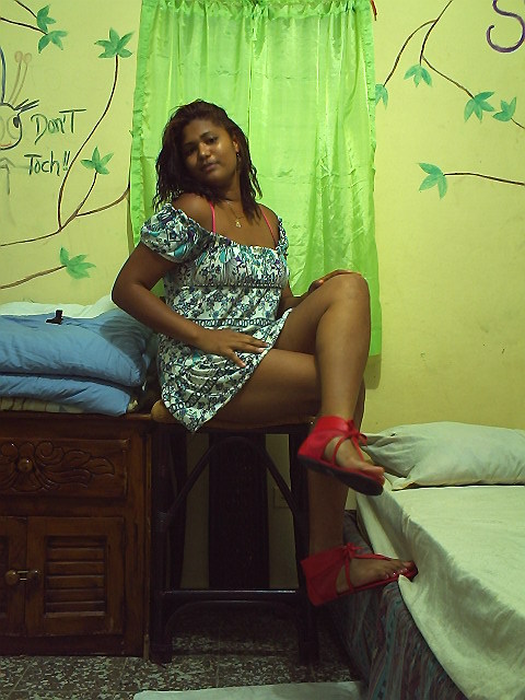 Date this hard body Dominican Republic girl Sheyla garcia from Puerto Plata DO4127