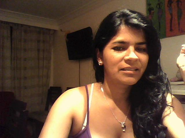 Date this exotic Colombia girl Dulce- from Pereira CO4153
