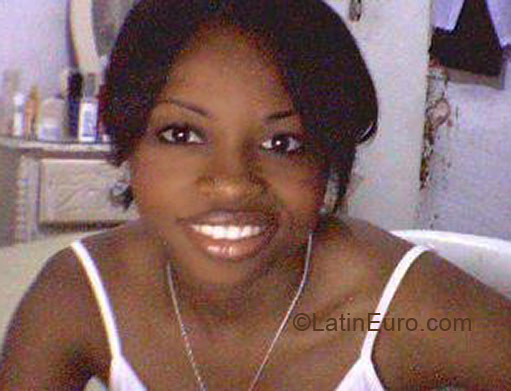 Date this beautiful Dominican Republic girl Miguelina from Santo Domingo DO4227